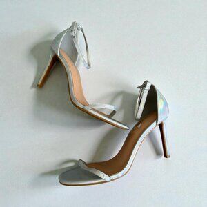 ROUGE Silver Metallic Strappy Sandals Heels Size 9